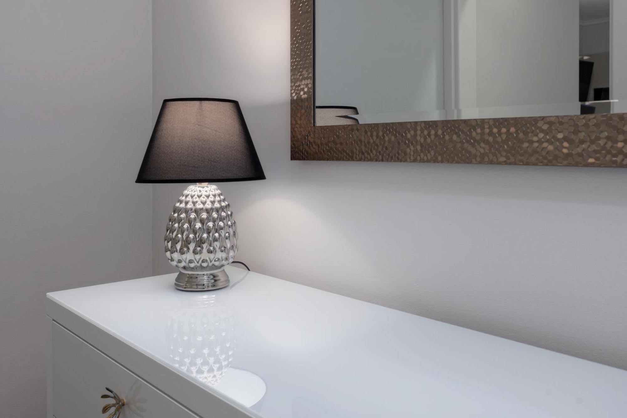 Deluxe Apartments Vila Carissa Малинска Стая снимка