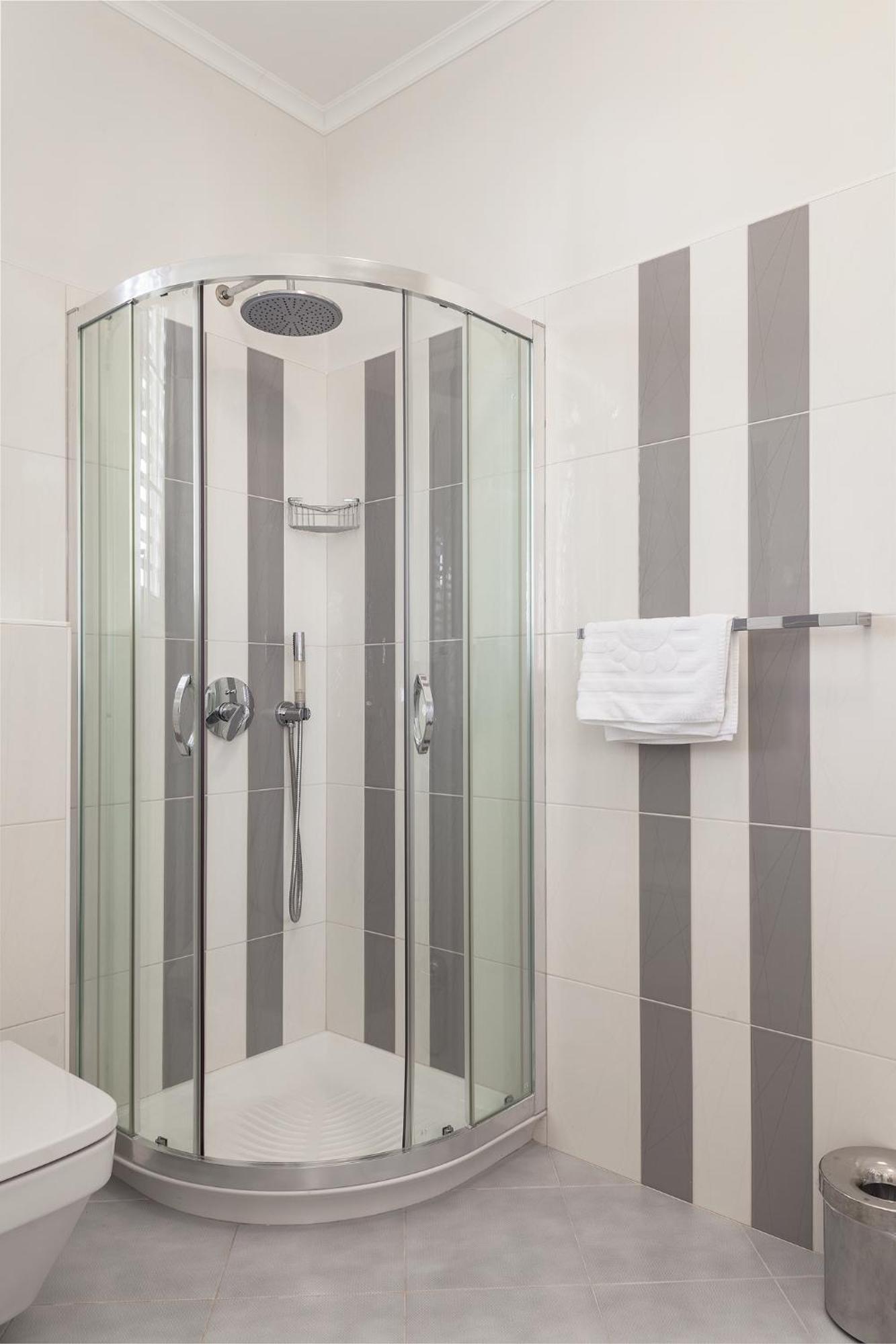 Deluxe Apartments Vila Carissa Малинска Стая снимка