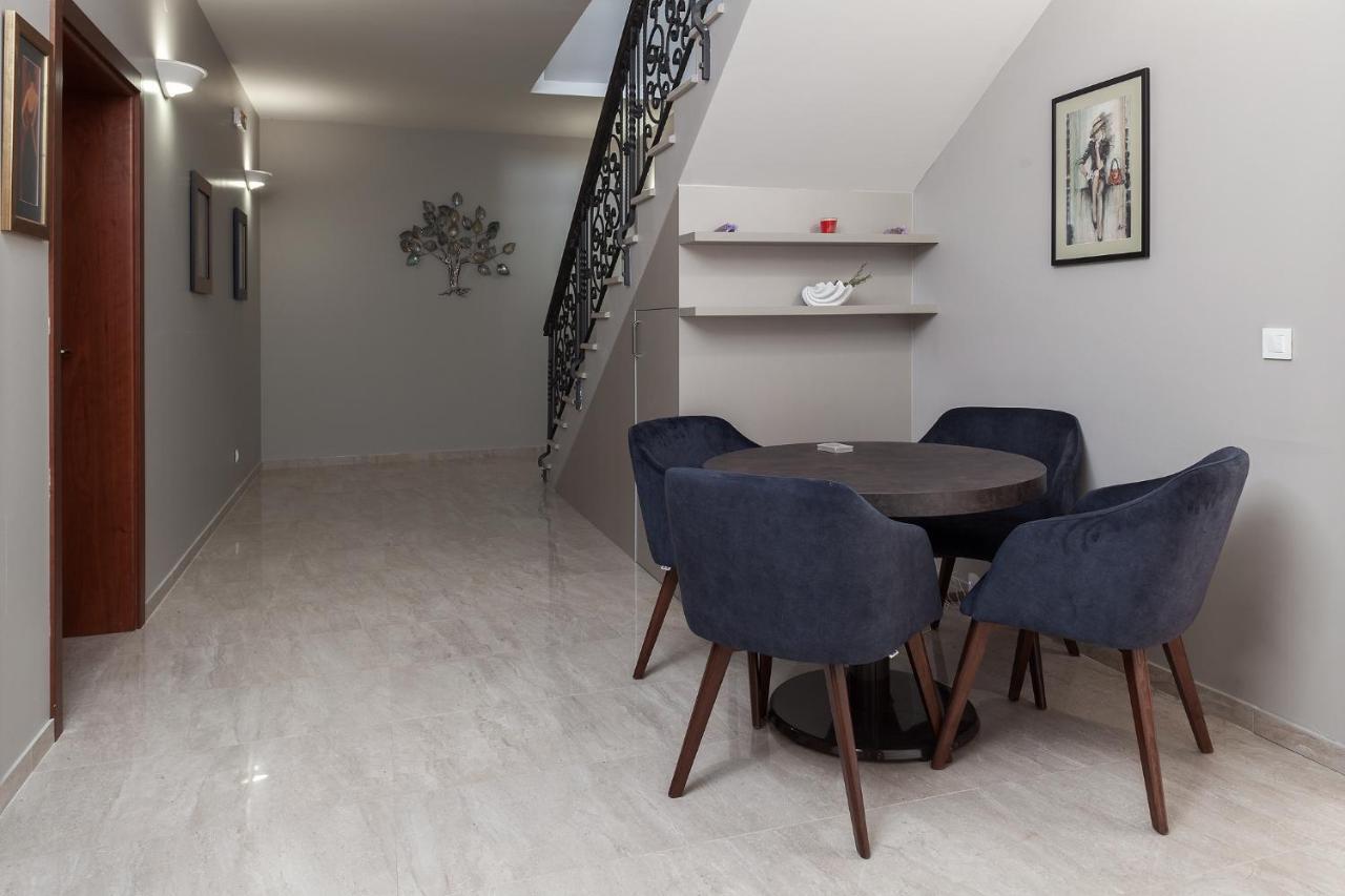 Deluxe Apartments Vila Carissa Малинска Екстериор снимка