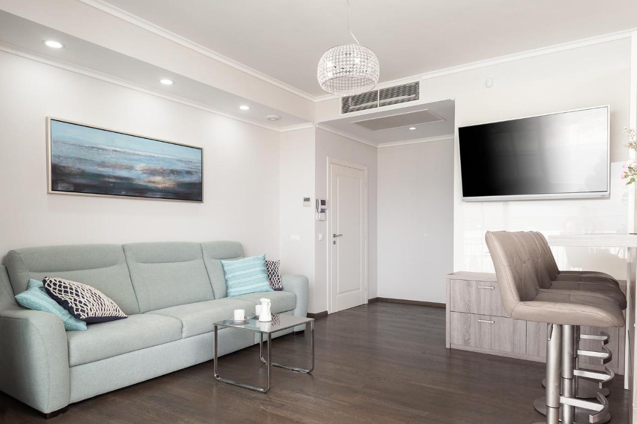 Deluxe Apartments Vila Carissa Малинска Екстериор снимка