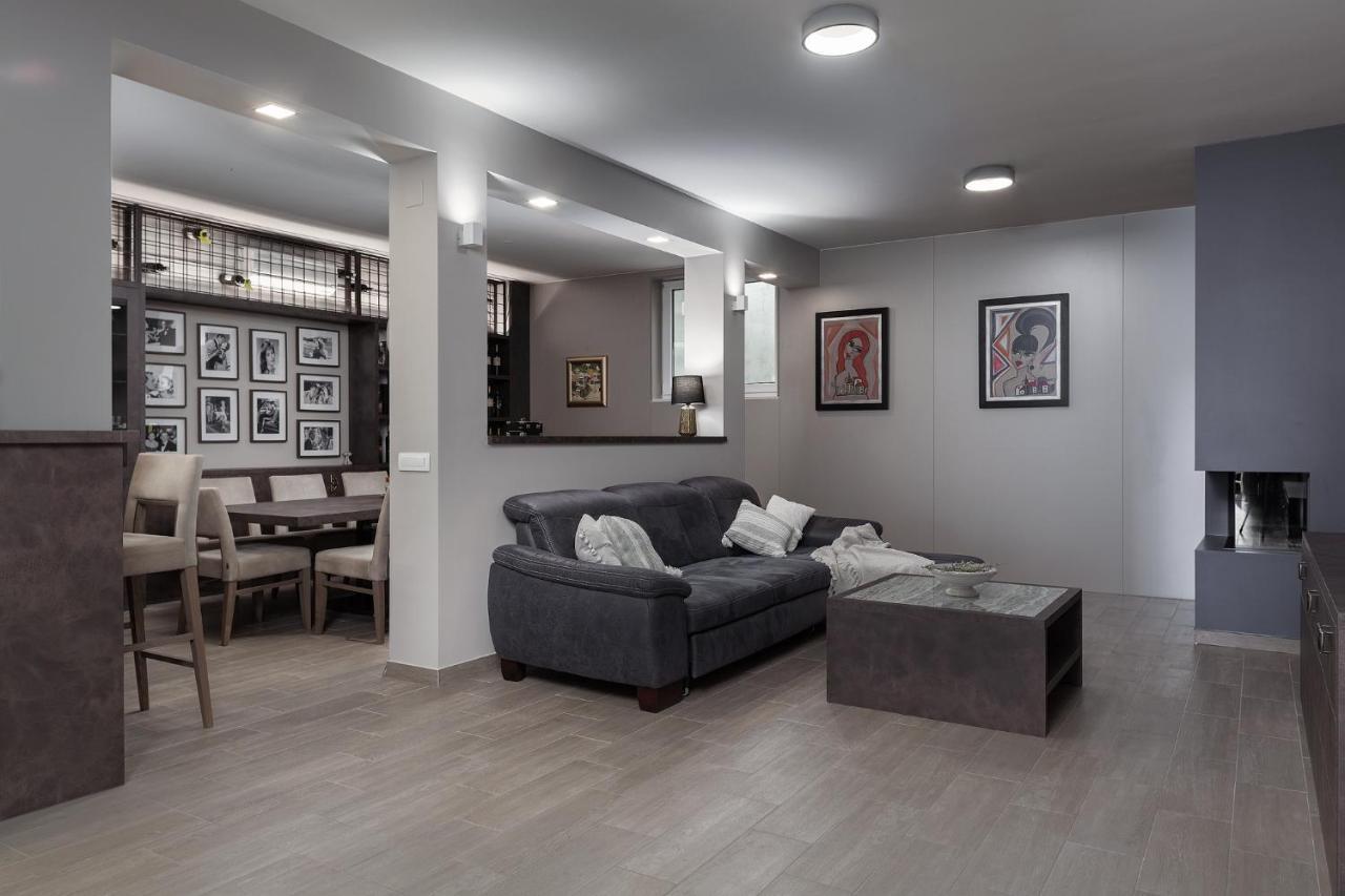 Deluxe Apartments Vila Carissa Малинска Екстериор снимка